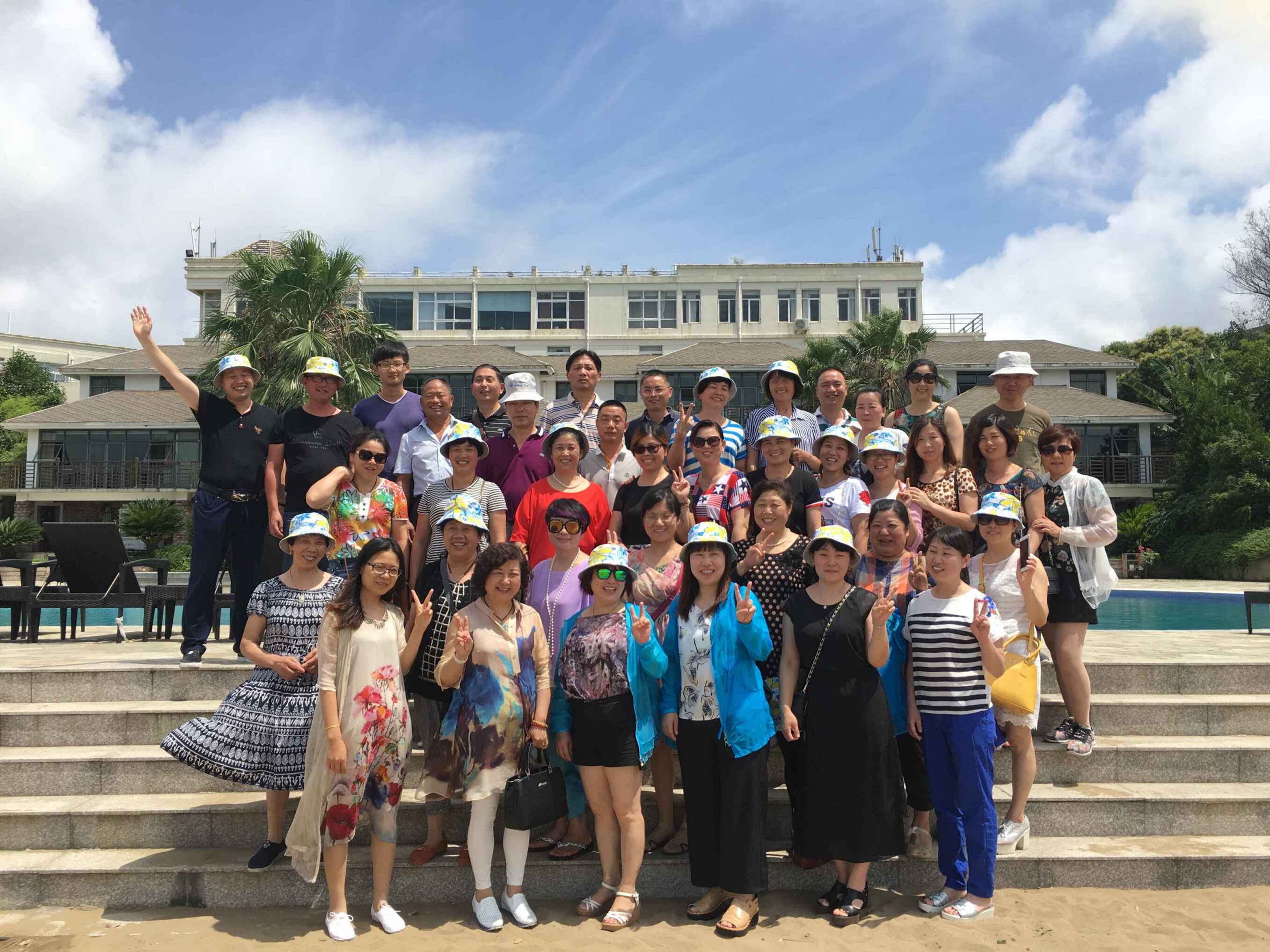 j9国际站备用市场2016年商户游览圆满画上句号