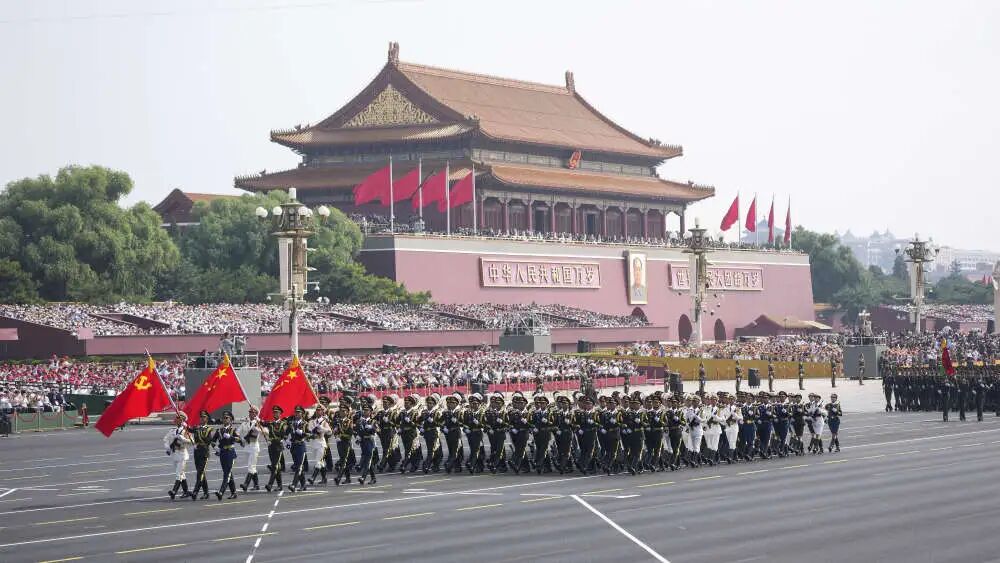 观阅兵盛况，聚奋进力量——j9国际站备用律威民商事排解中心进行九三阅兵典礼旁观活动