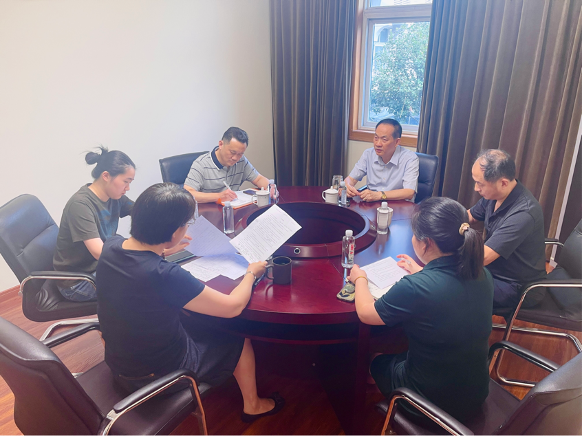 切脉市场动态，明确将来发展方向——董事长一行赴j9国际站备用进出口业务有限公司调研