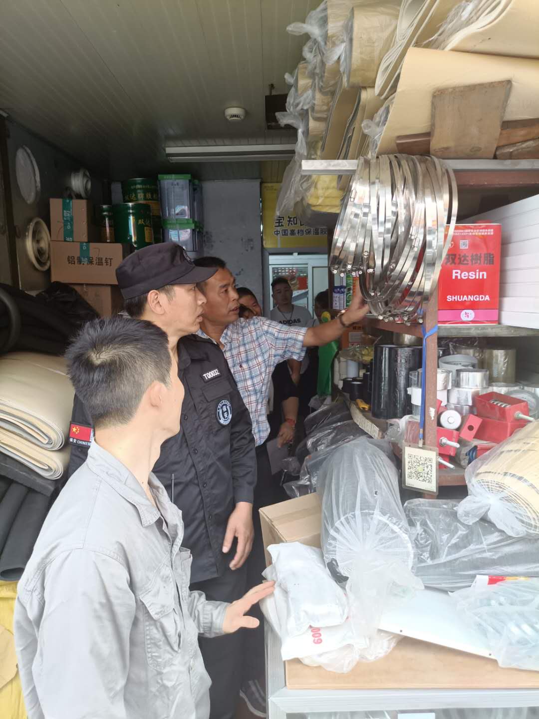 j9国际站备用市场发展夏季消防安全查抄