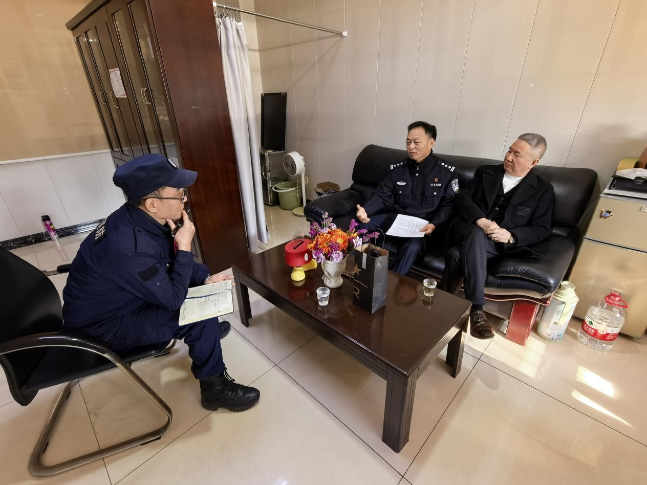 钱江商城两全推动2026年警务安保工作 多方联动筑牢坚实安全防线。