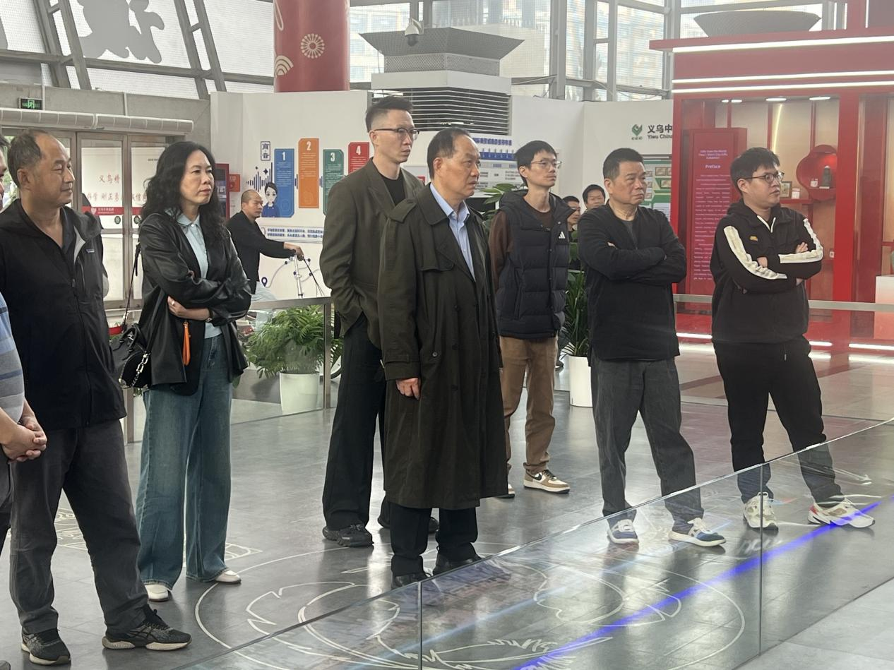 借鉴义乌经验，推动创新发展