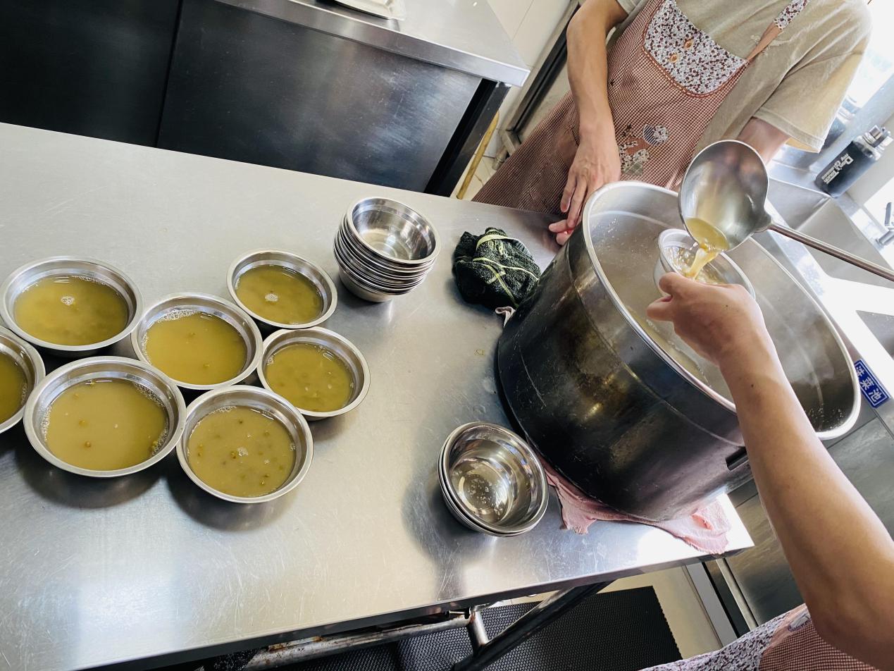 消暑绿豆汤，夏季送清冷