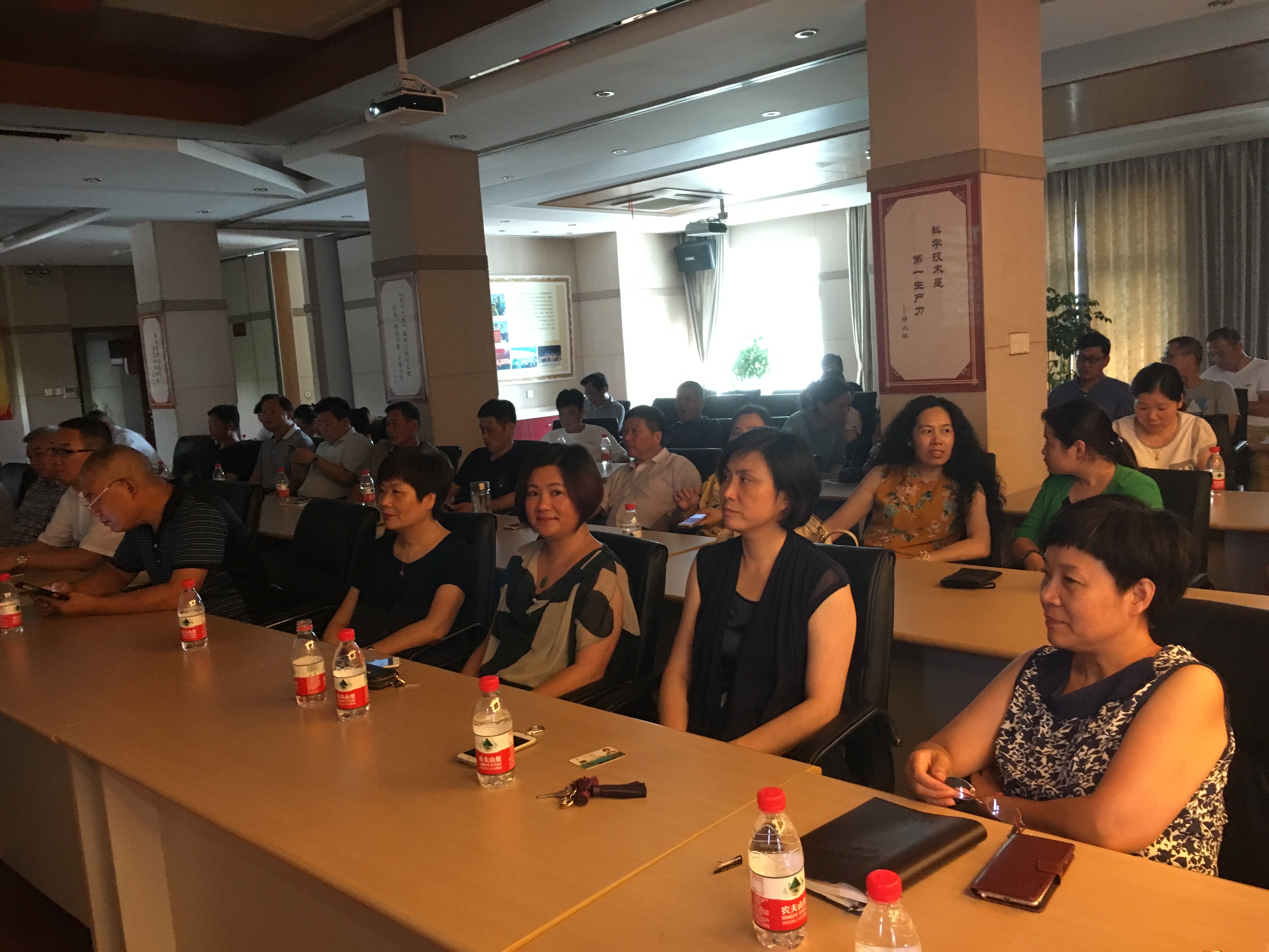 2篇-没有共产党就没有新中国观后感 (1).jpg 2篇-没有共产党就没有新中国观后感 (1).jpg