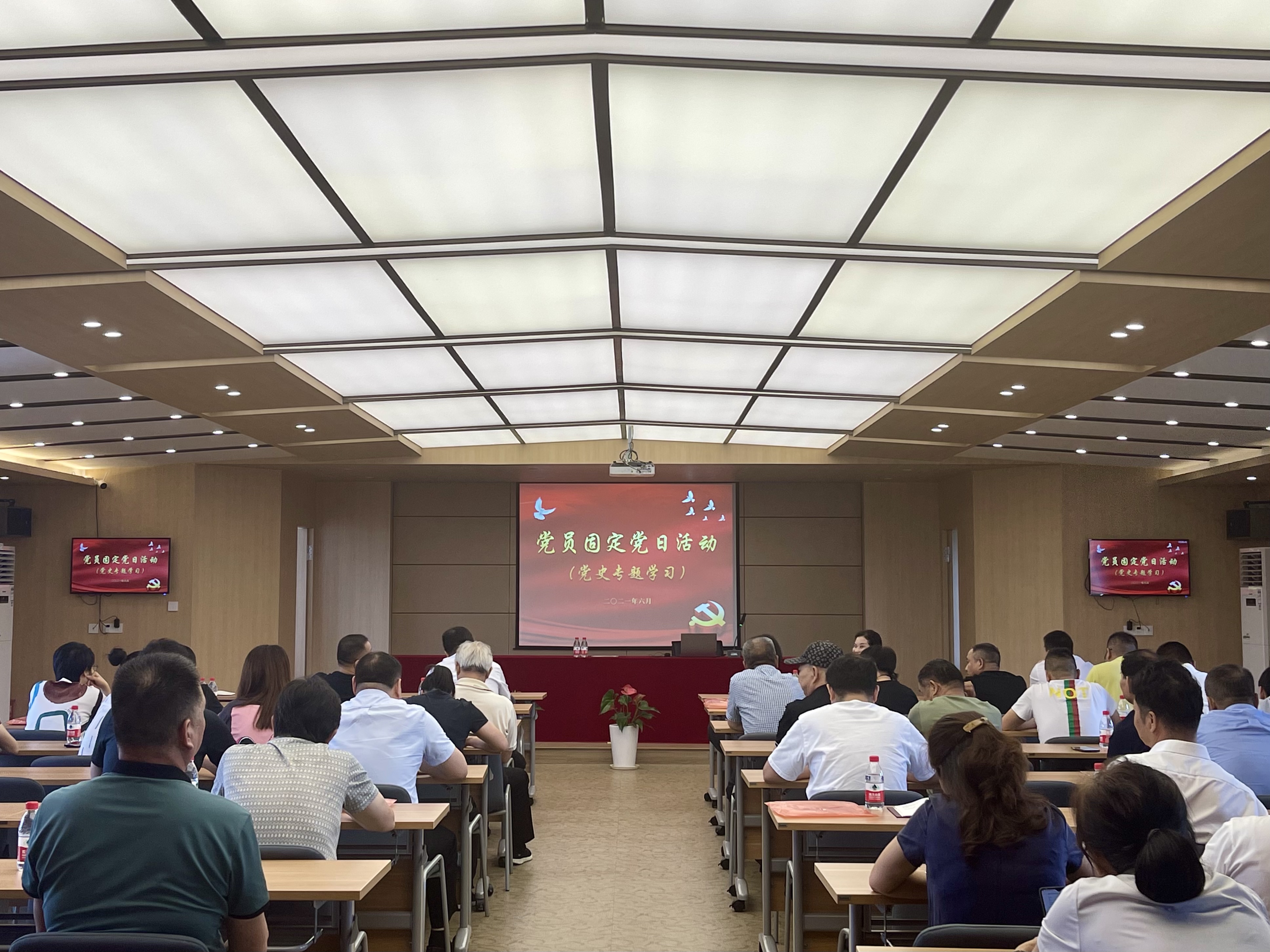 微信图片_20210615165517.jpg 微信图片_20210615165517.jpg