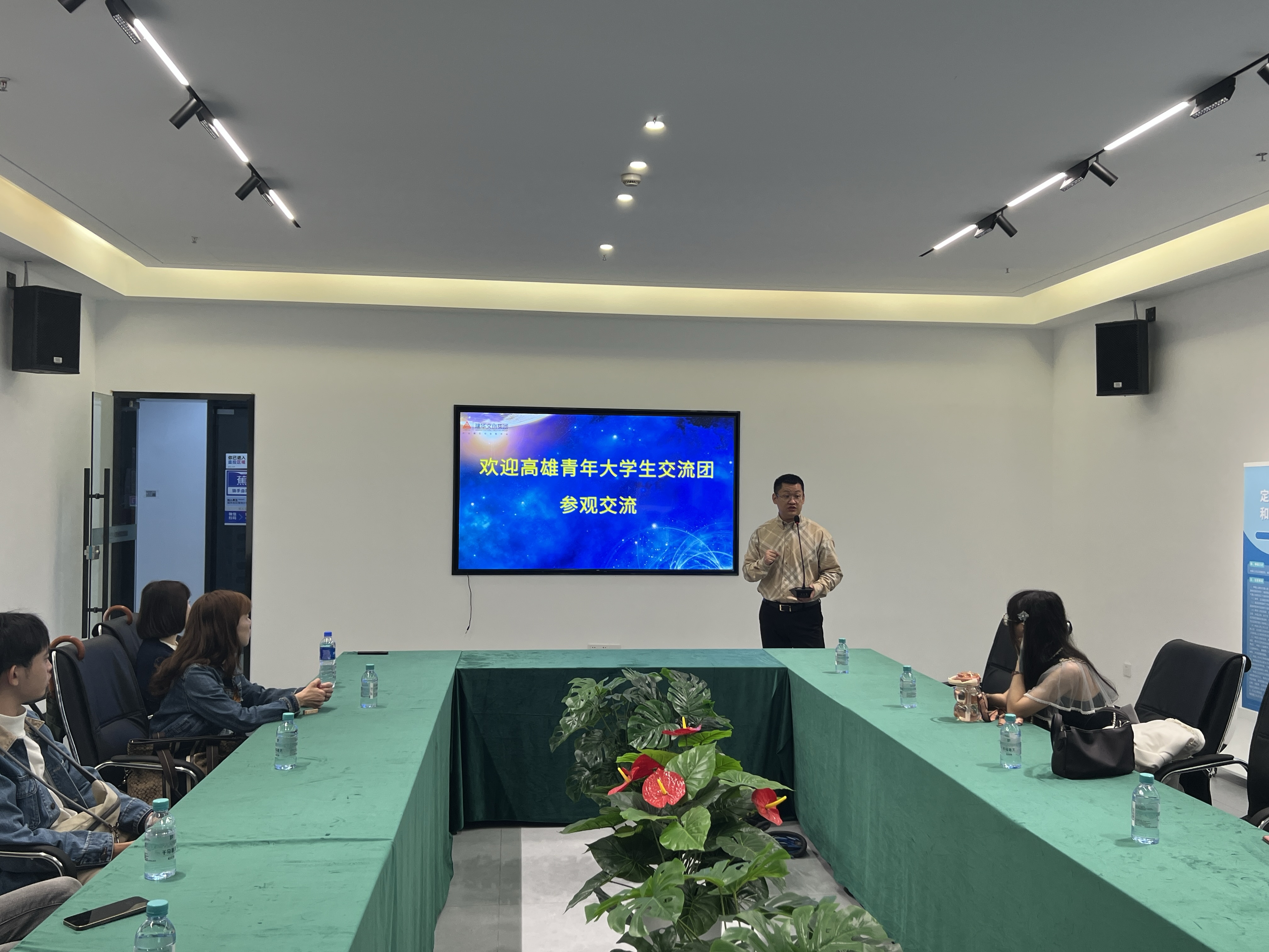 图片2.png 图片2.png